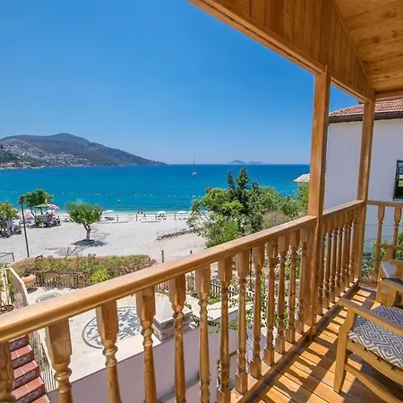 Pier House Hotell