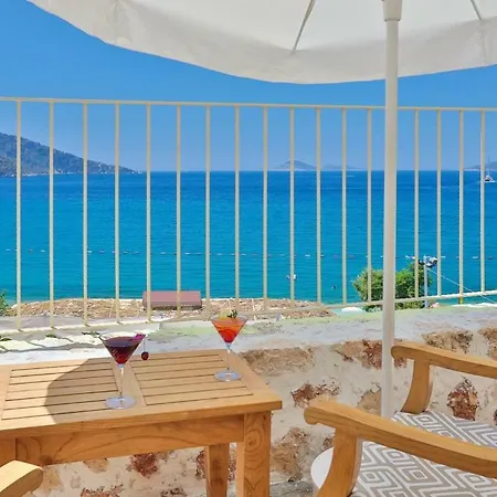 Pier House Hotell