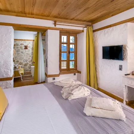 Pier House Hotell *