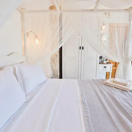 Pier House Hotell